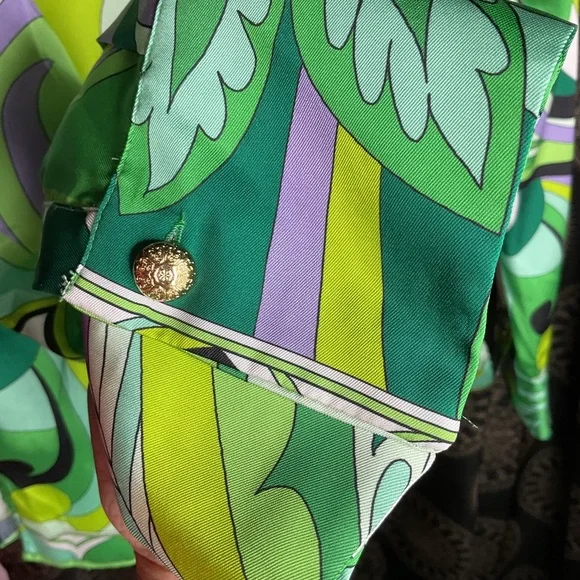 NWOT Zara Viral (bloggers fav) Satin Blouse - Picture 3 of 6